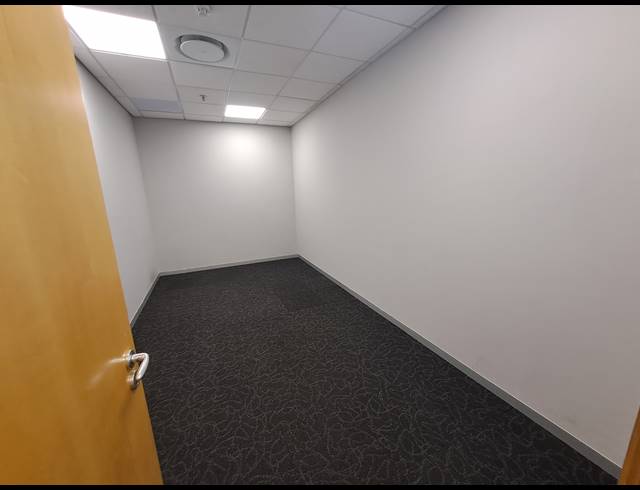 1,295M² OFFICE TO LET IN MELROSE ARCH